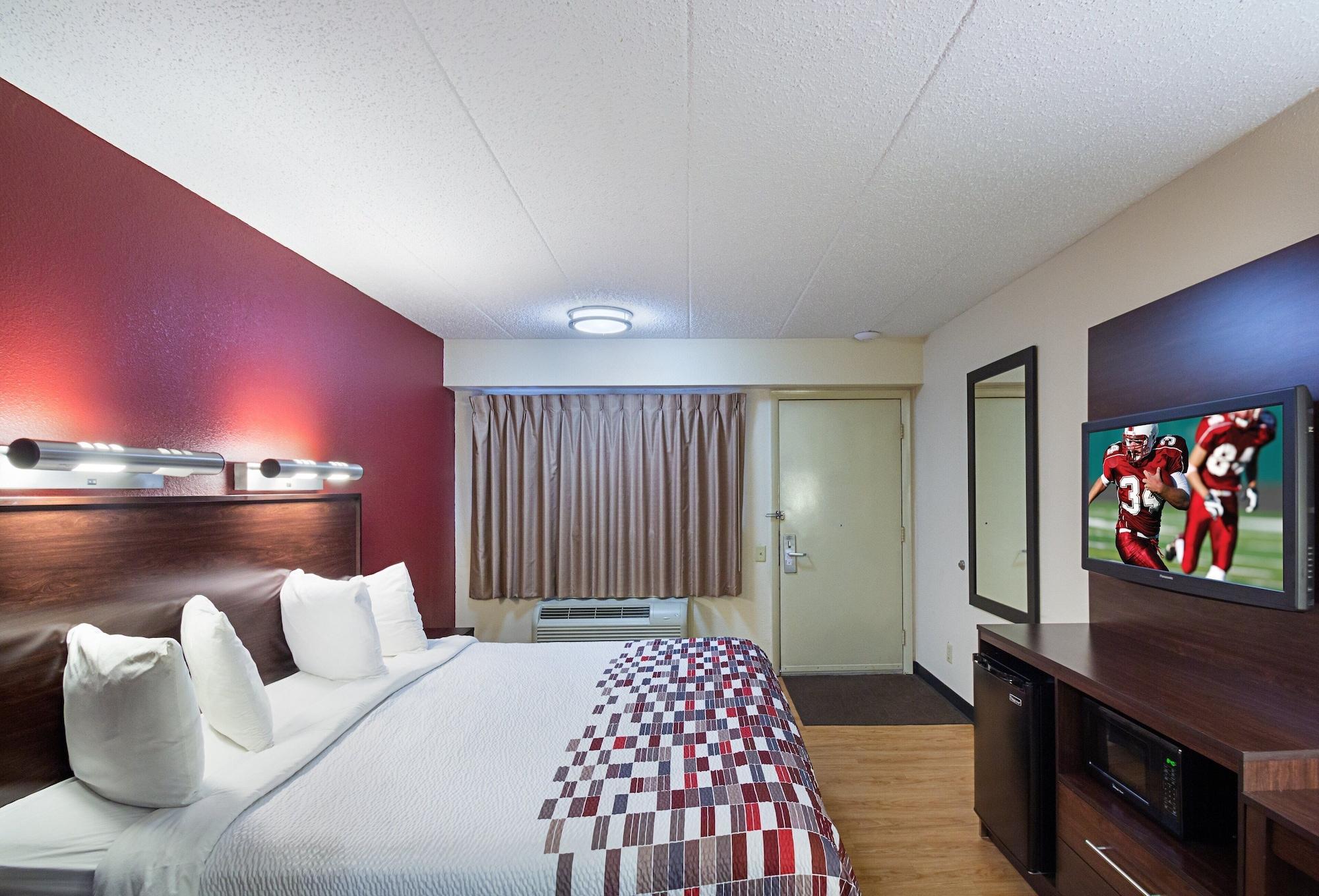Red Roof Inn Cincinnati East - Beechmont Cherry Grove Buitenkant foto