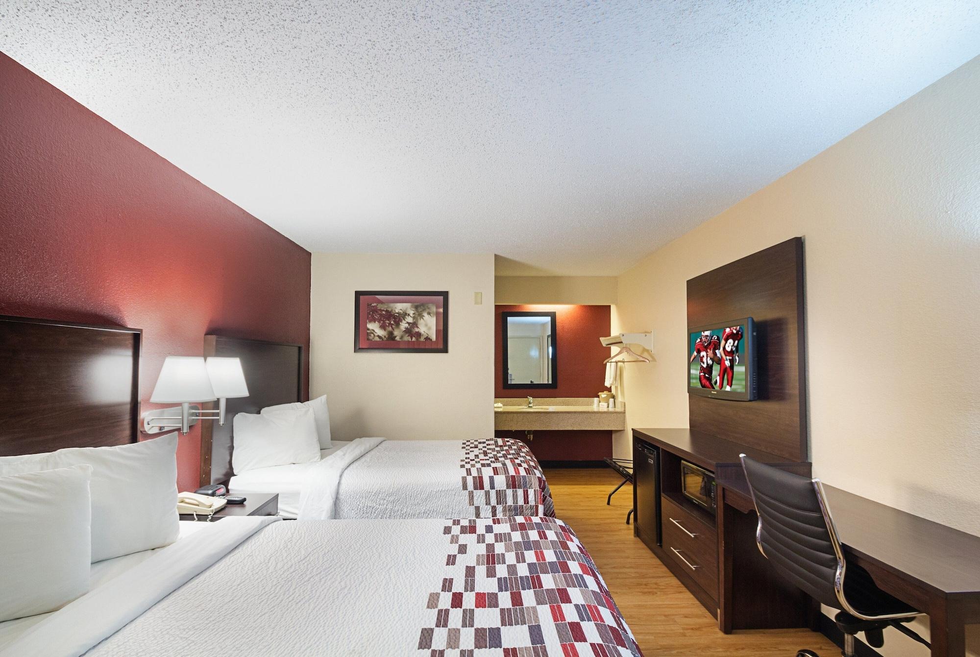 Red Roof Inn Cincinnati East - Beechmont Cherry Grove Buitenkant foto