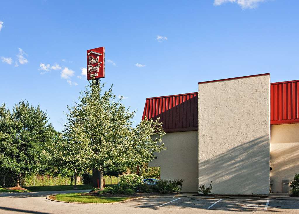 Red Roof Inn Cincinnati East - Beechmont Cherry Grove Buitenkant foto